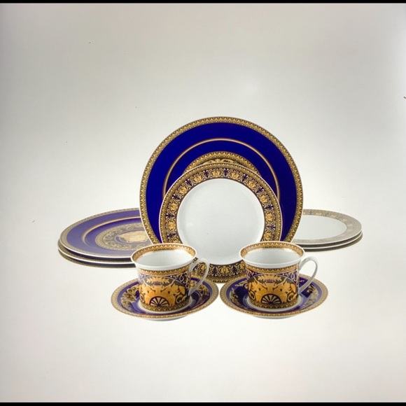 Rosenthal meets Versace 10 piece Medusa dinnerware - Picture 7 of 8